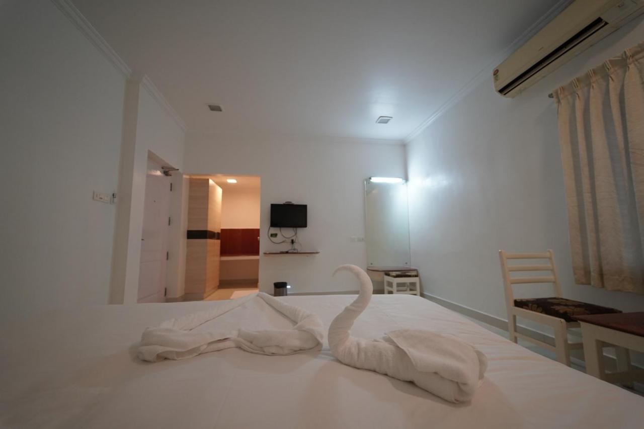 Hotel Palmyra Grand Inn تيرونيلفيلي المظهر الخارجي الصورة