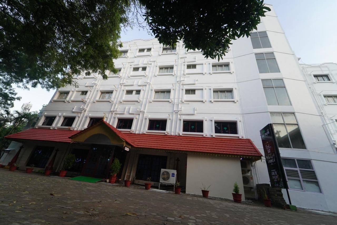 Hotel Palmyra Grand Inn تيرونيلفيلي المظهر الخارجي الصورة